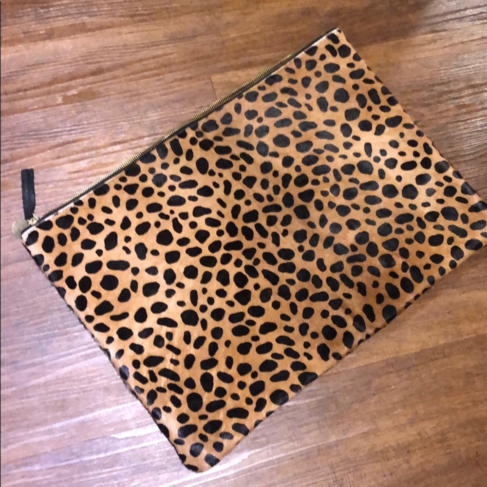 RARE CLARE V Oversized LEOPARD BAG